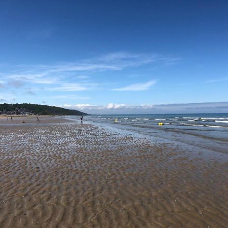 Soleil Levant Villers-sur-Mer Bagian luar foto
